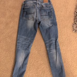 American Eagle Size 2 Short Midrise Skinny Jeans